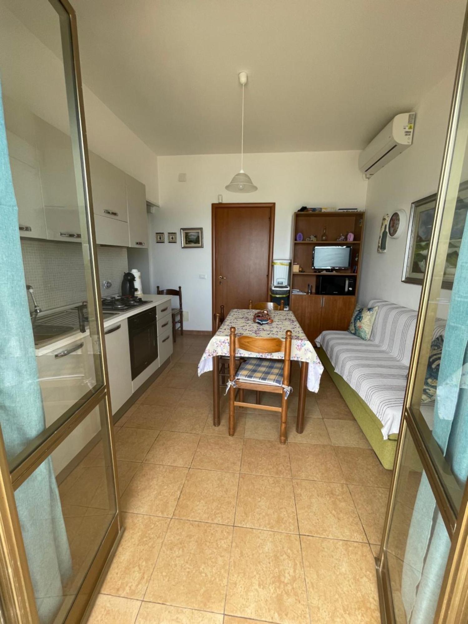 Paradiso Fronte Mare Villa Agnone Bagni Eksteriør bilde