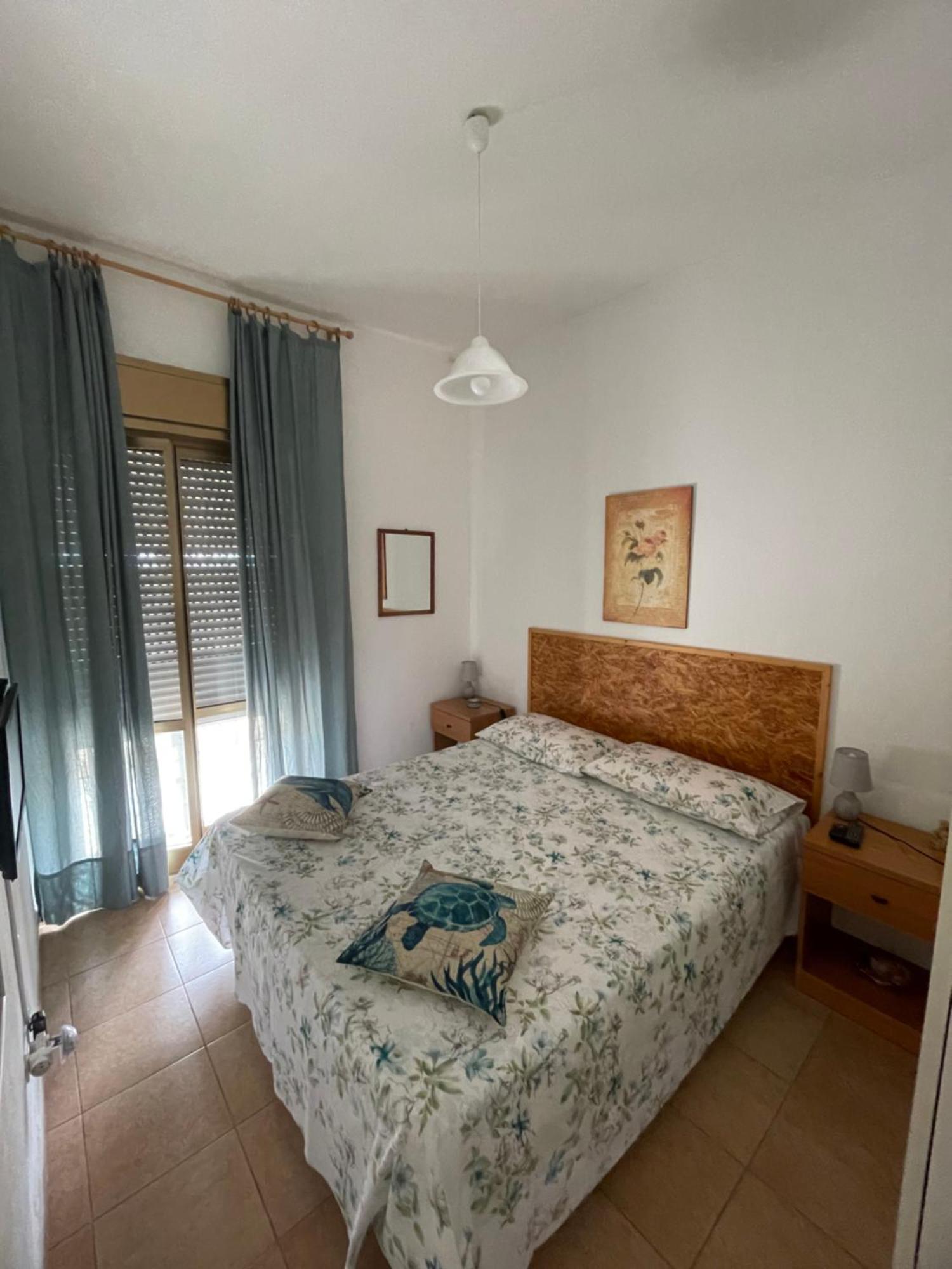 Paradiso Fronte Mare Villa Agnone Bagni Eksteriør bilde