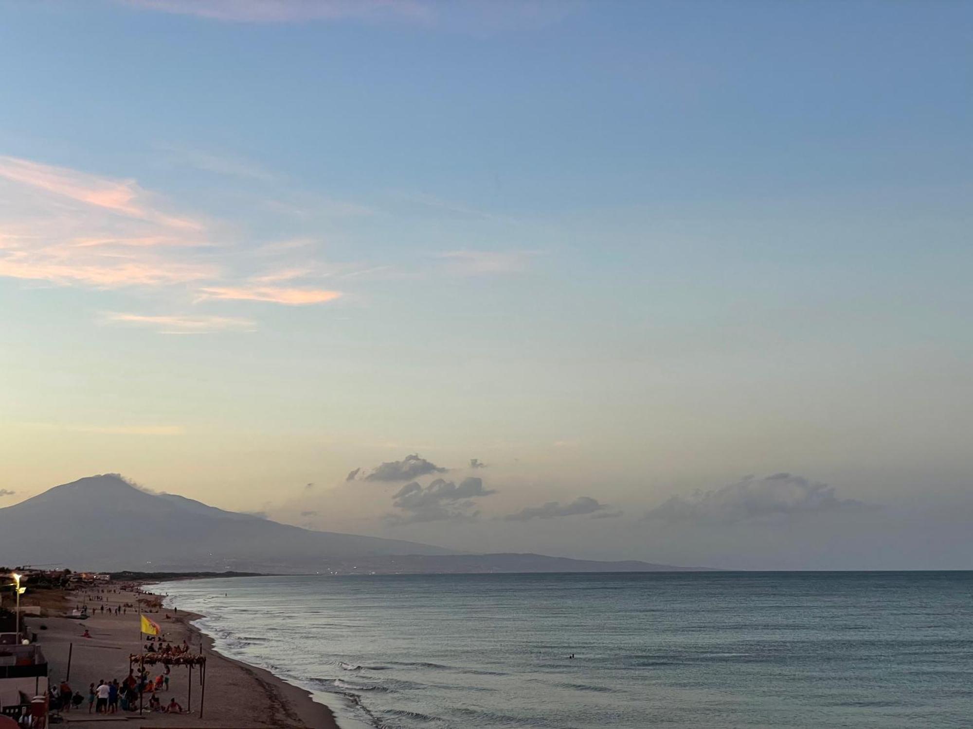 Paradiso Fronte Mare Villa Agnone Bagni Eksteriør bilde